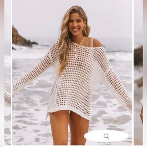 BRAND NEW VICI SEASHORE OPEN KNIT TOP - CREAM SIZE M/L